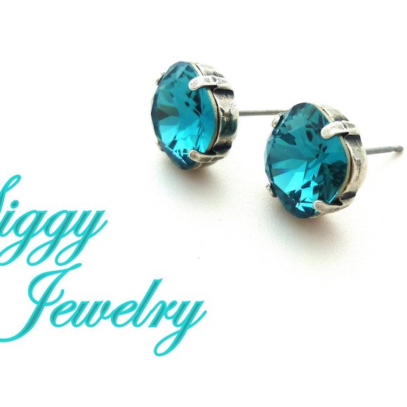 Swarovski Crystal Indicolite Cushion Cut Solitaire Stud Earrings, Teal Blue 10mm - Picture 3 of 6
